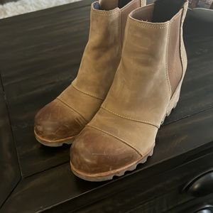 SOREL Brown Booties